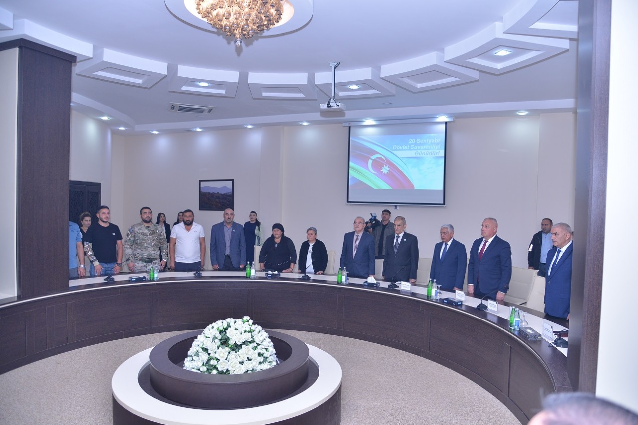 Qaradağda Dövlət Suverenliyi Gününə həsr olunmuş tədbir keçirilib - FOTOLAR